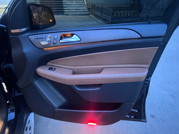 2015 Mercedes-Benz GLE 300 I (W166), чёрный, 3500000 рублей - вид 21