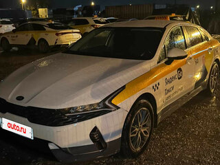 2021 Kia K5 III, белый, 1677000 рублей, вид 1