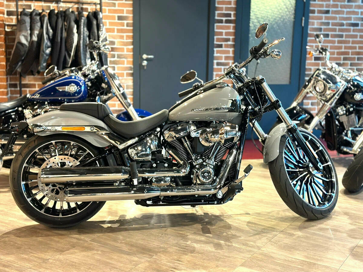 Harley-Davidson Breakout