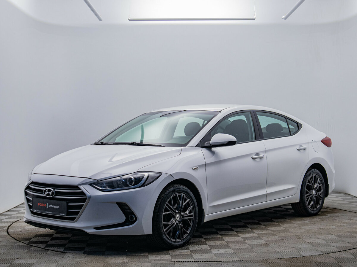 Hyundai Elantra VI (AD)