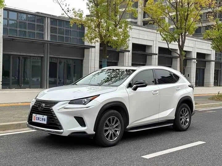 Lexus NX I Рестайлинг