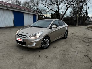 2013 Hyundai Solaris I, бежевый, 770000 рублей, вид 1