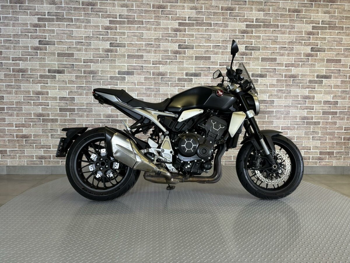 Honda CB 1000R