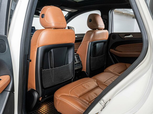 2015 Mercedes-Benz GLE 400 I (W166), белый, 4829000 рублей - вид 10