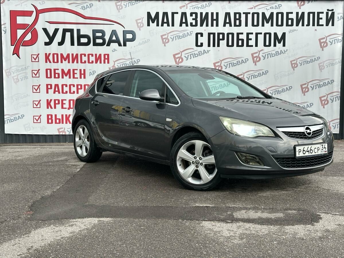 Opel Astra J