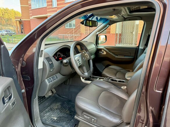 2011 Nissan Pathfinder III Рестайлинг, коричневый, 1495000 рублей - вид 8