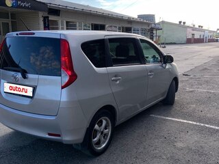 2010 Toyota Passo Sette, серый, 649999 рублей, вид 3