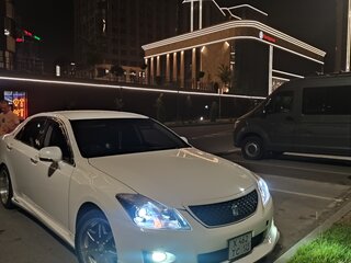 2008 Toyota Crown XIII (S200), белый, 1800000 рублей, вид 1