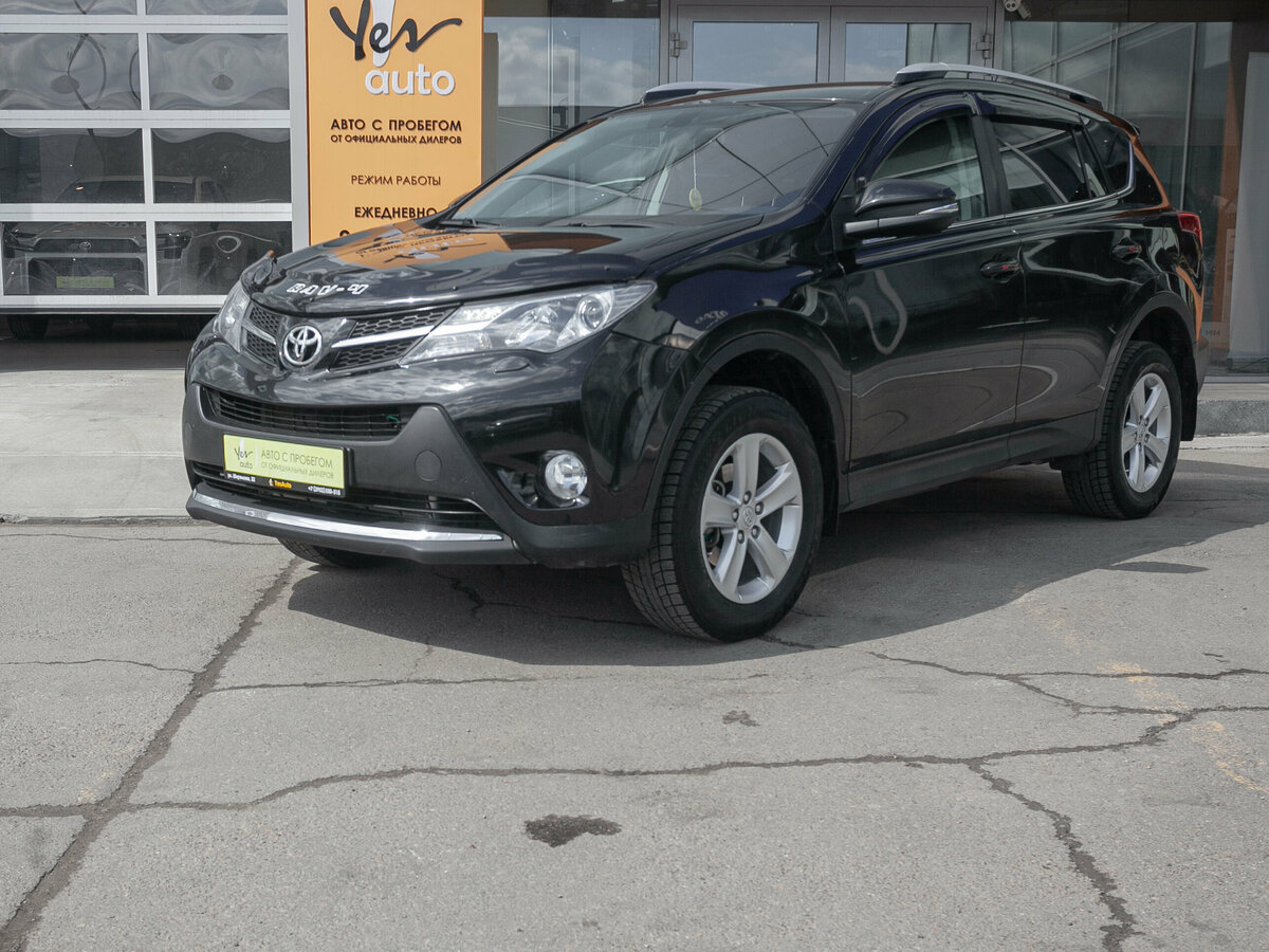 Toyota RAV4 IV (XA40)