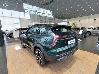 2026 Geely Atlas II, зелёный, 4166990 рублей, вид 4