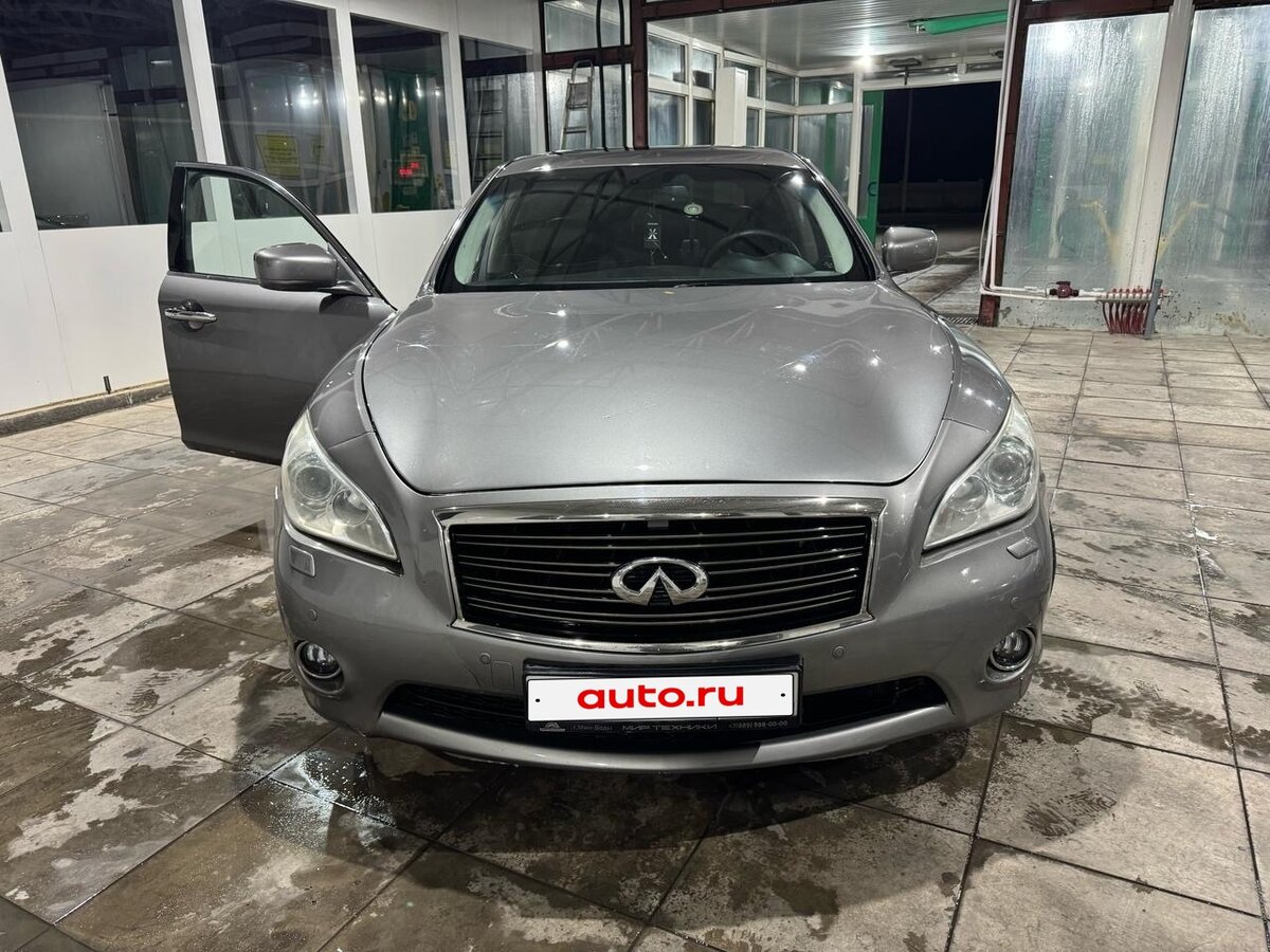 Infiniti M37 IV