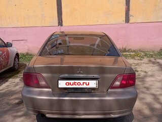 2002 Mitsubishi Galant VIII Рестайлинг, золотистый, 160000 рублей, вид 4