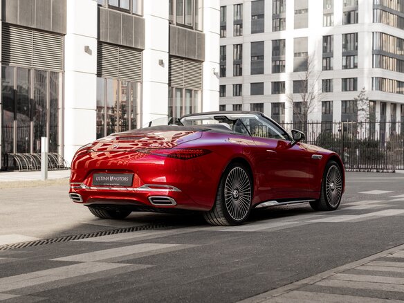 2025 Mercedes-Benz Maybach SL SL 680, красный, 37900000 рублей - вид 3