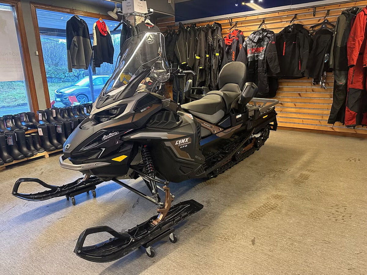 BRP Lynx Commander 900