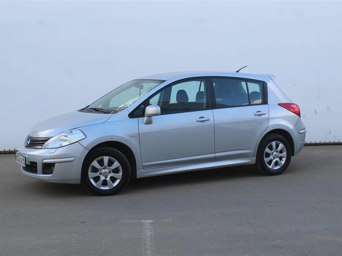 Nissan Tiida I Рестайлинг