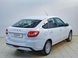 2026 Lada (ВАЗ) Granta I Рестайлинг, белый, 1017000 рублей, вид 1