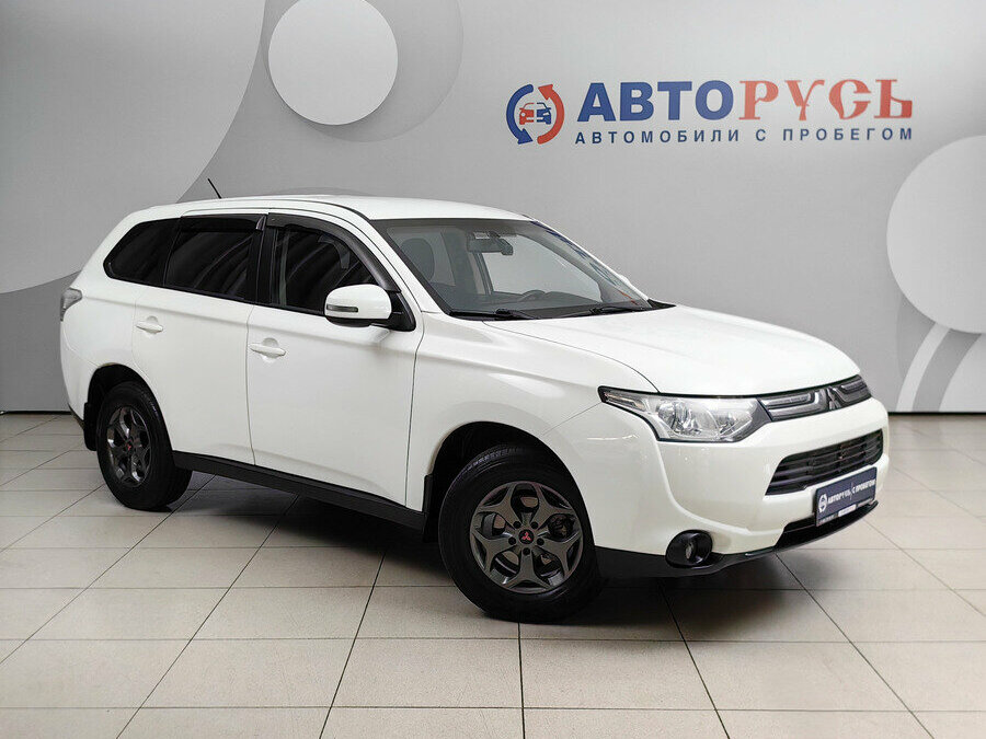 Mitsubishi Outlander III