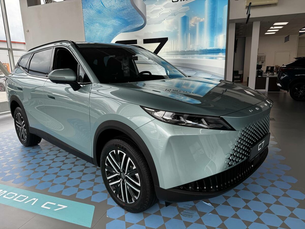 Omoda C7