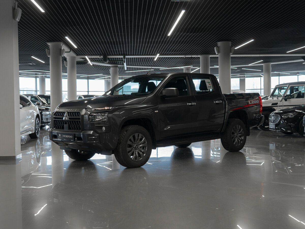 Mitsubishi L200 VI