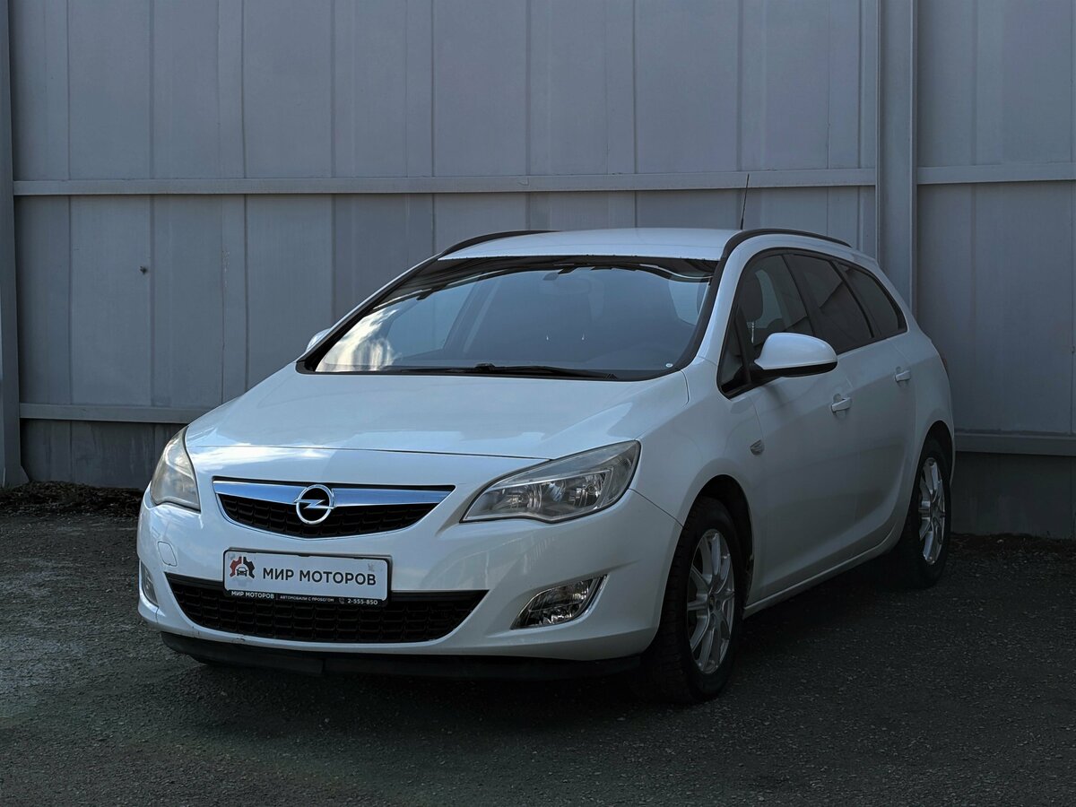 Opel Astra J
