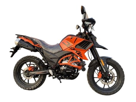 2026 Regulmoto Duke, красный, 207600 рублей, вид 1