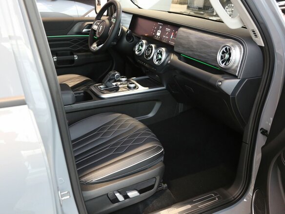 2026 Tank 300 I, серый, 4799000 рублей - вид 8