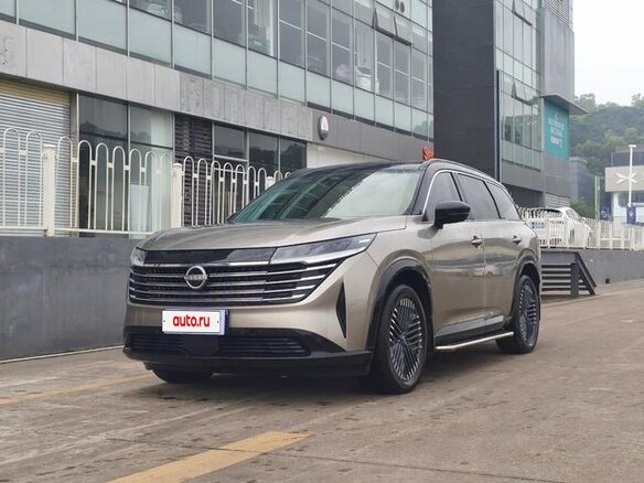 2024 Nissan Pathfinder V (China Market), золотистый, 4790000 рублей