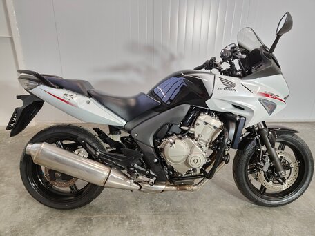 2010 Honda CBF 600, белый, 499000 рублей, вид 1