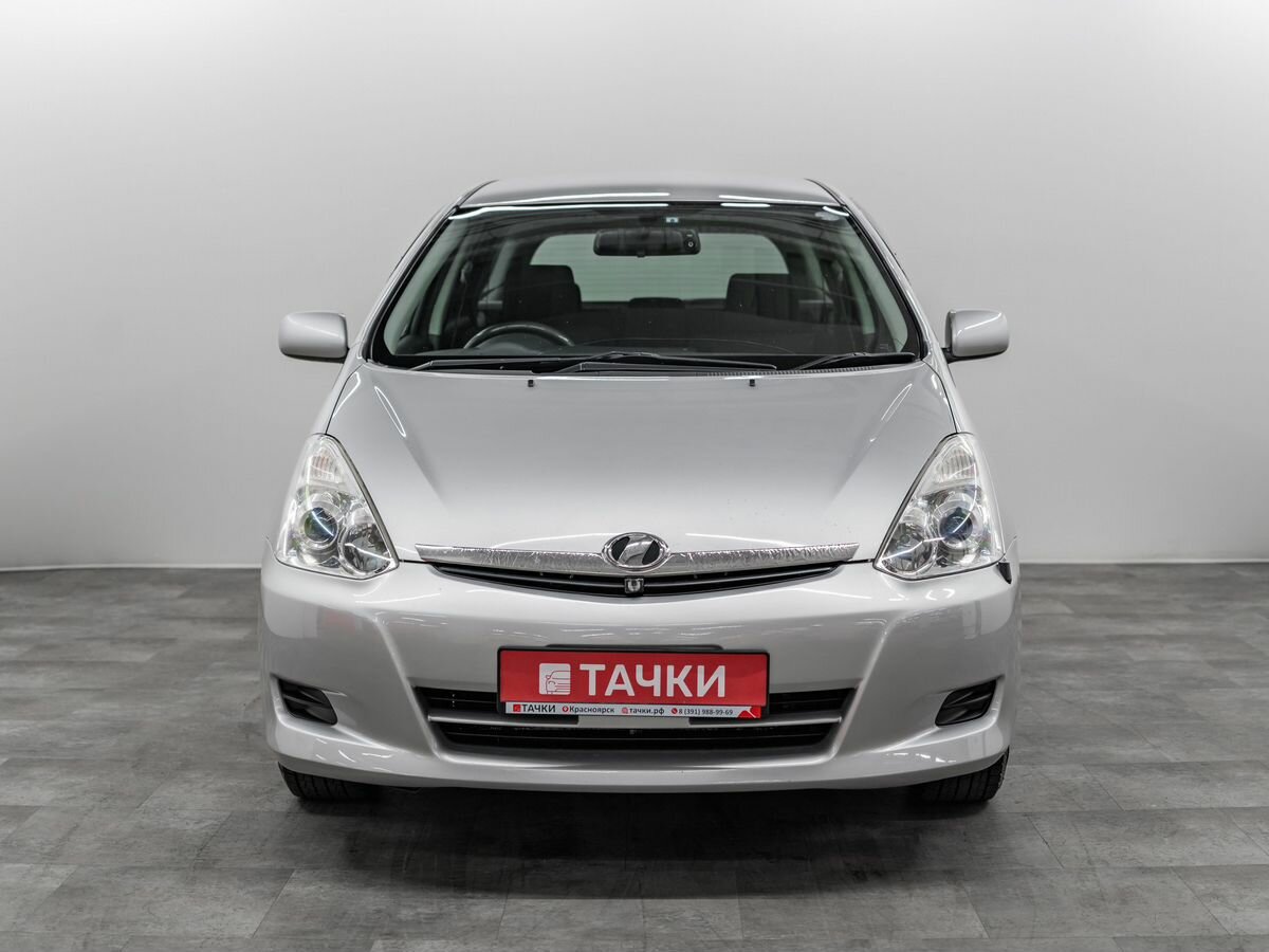 Toyota Wish I Рестайлинг