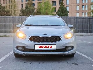 2014 Kia Ceed II, серебристый, 338000 рублей, вид 1