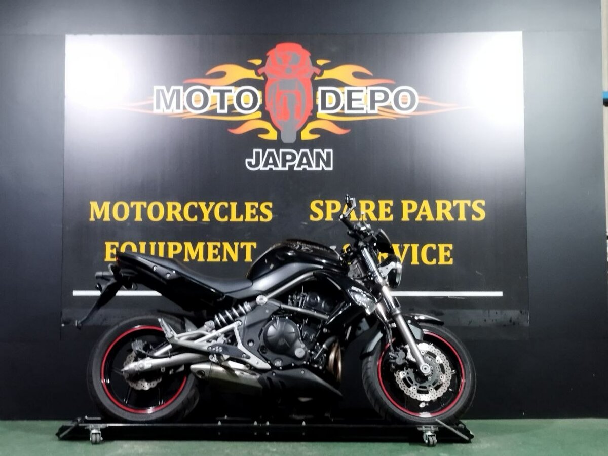 Kawasaki ER-4N