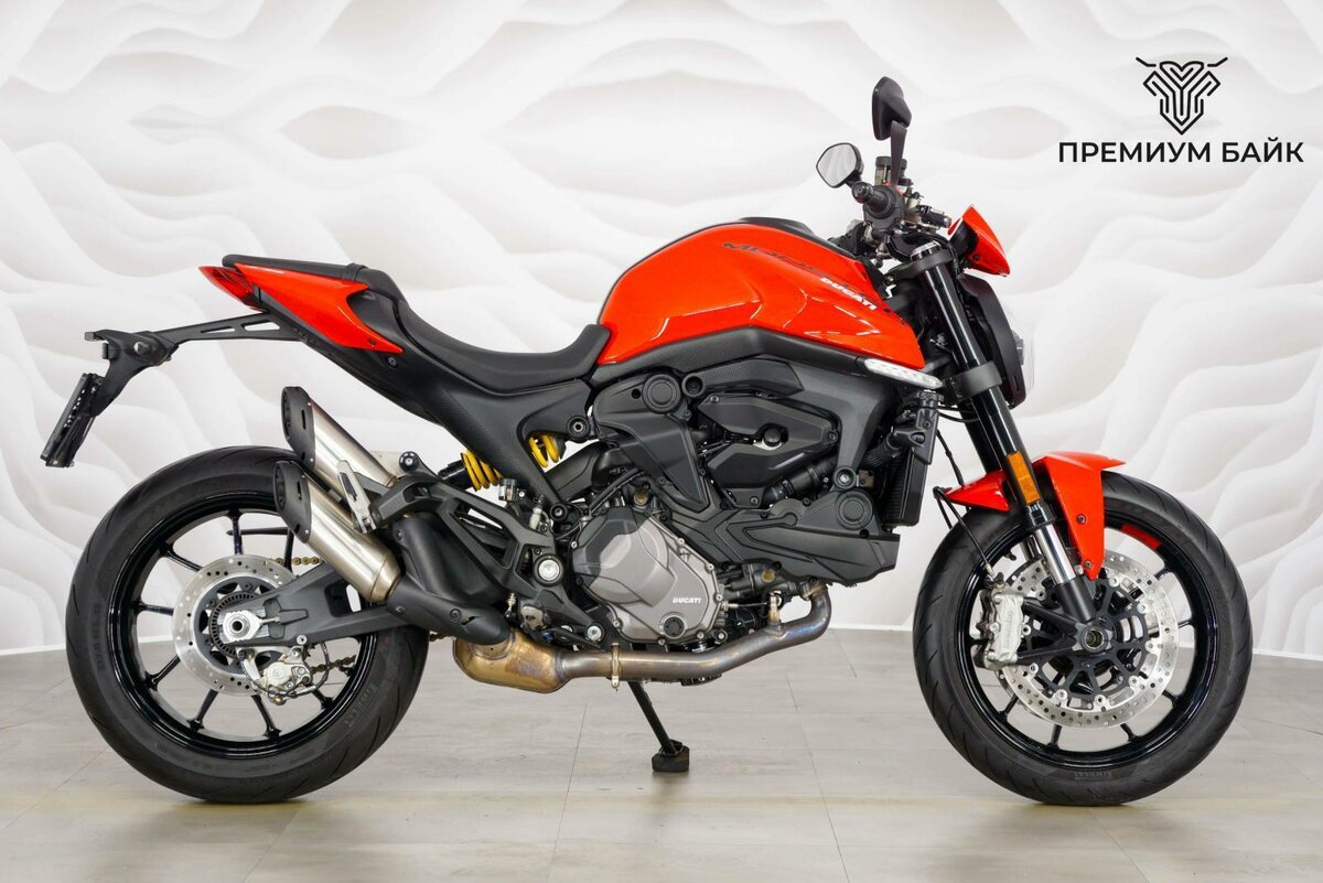 Ducati Monster 937