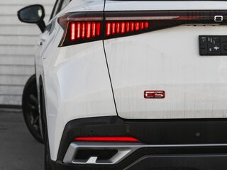2025 Omoda C5 I Рестайлинг, белый, 2751000 рублей, вид 4