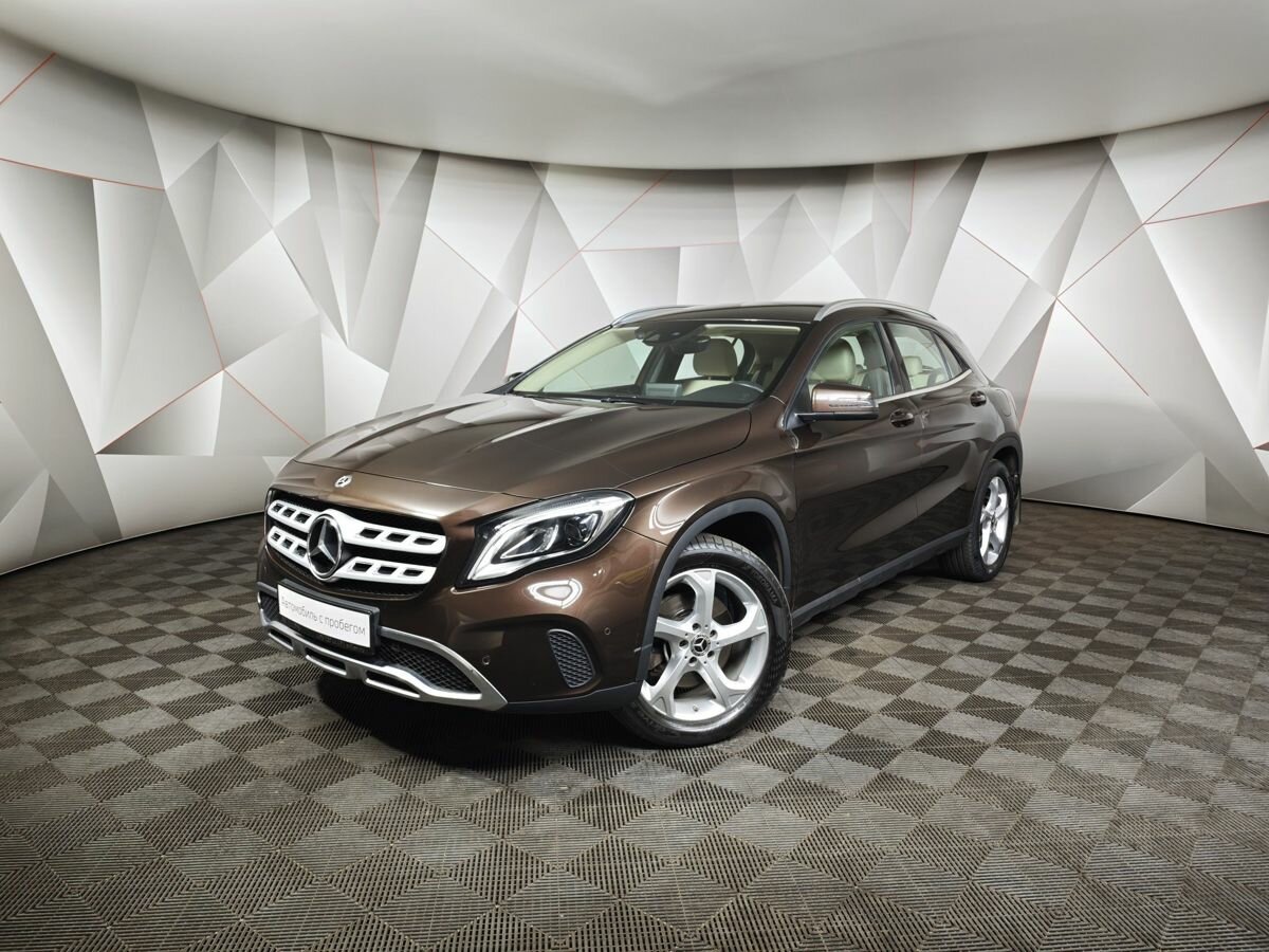 Mercedes-Benz GLA I (X156) Рестайлинг