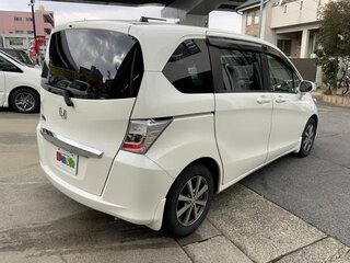 2013 Honda Freed I Рестайлинг, белый, 810000 рублей, вид 5