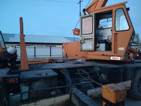1989 Nissan DIESEL, жёлтый, 3200000 рублей, вид 2