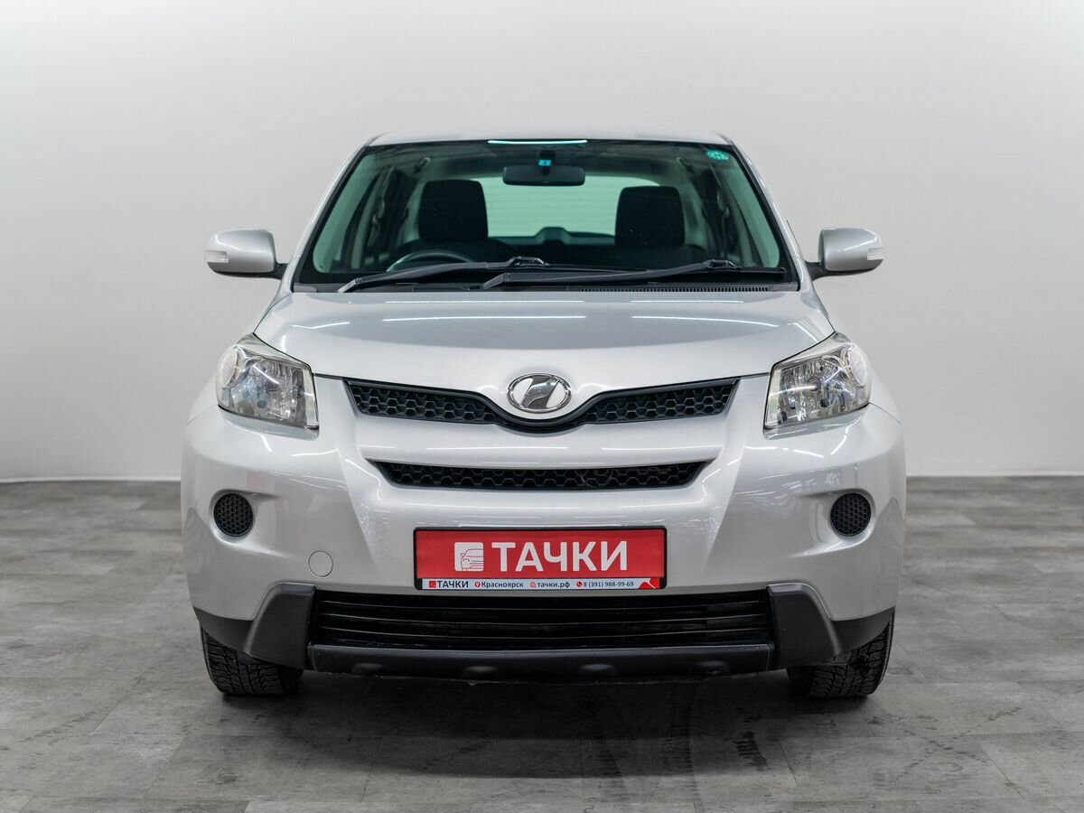 Toyota Ist II