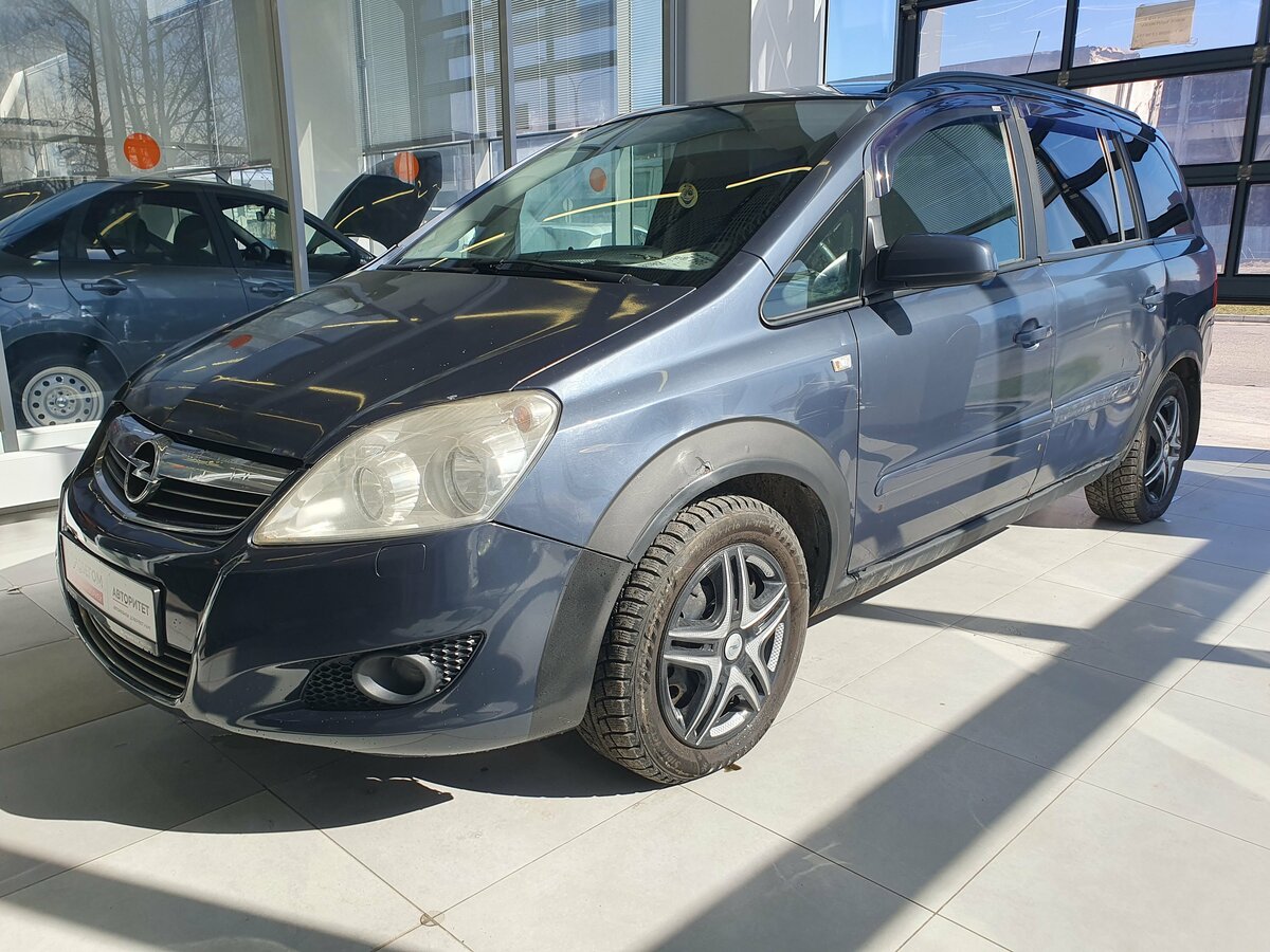 Opel Zafira B Рестайлинг