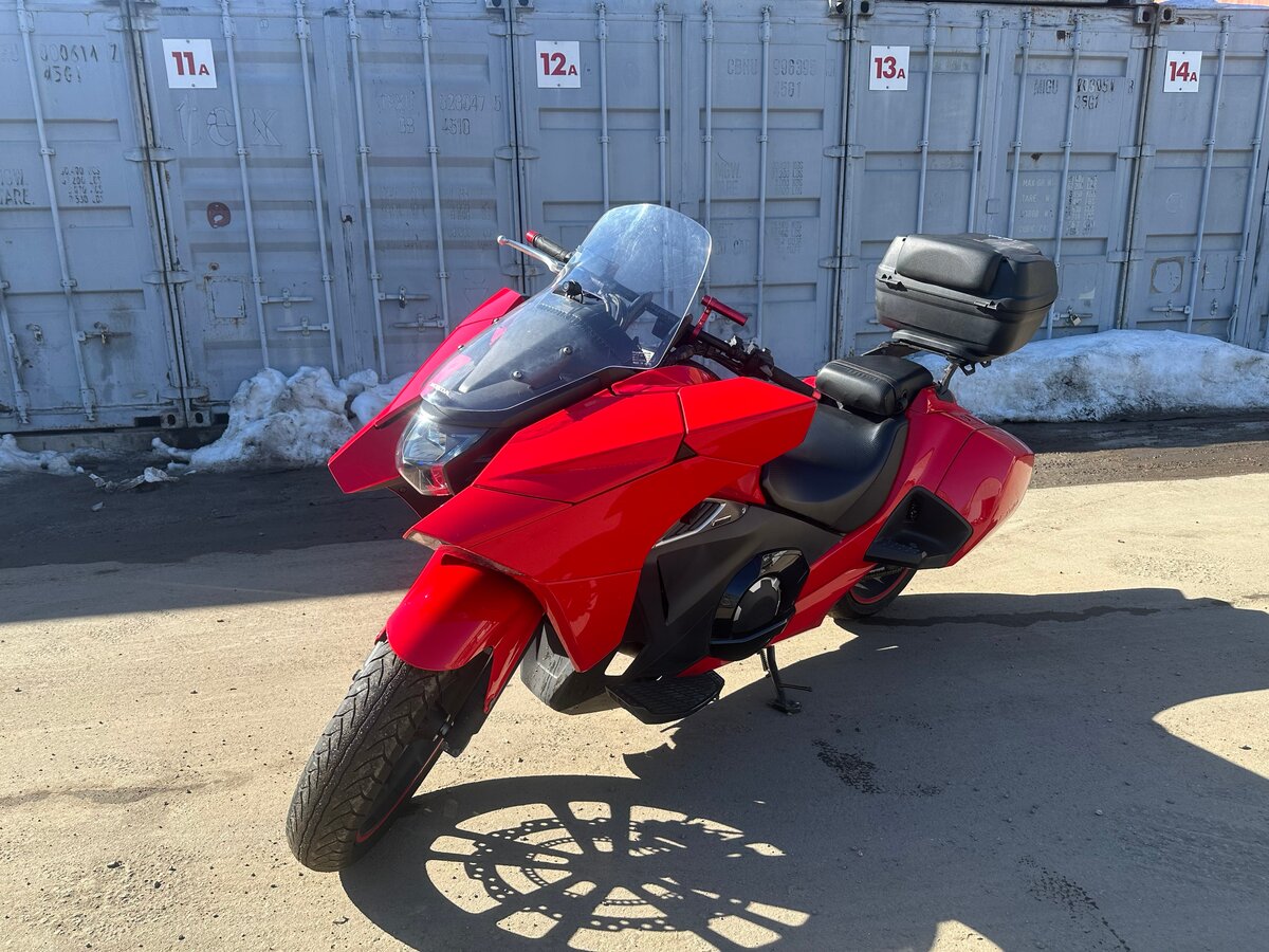Honda NM4