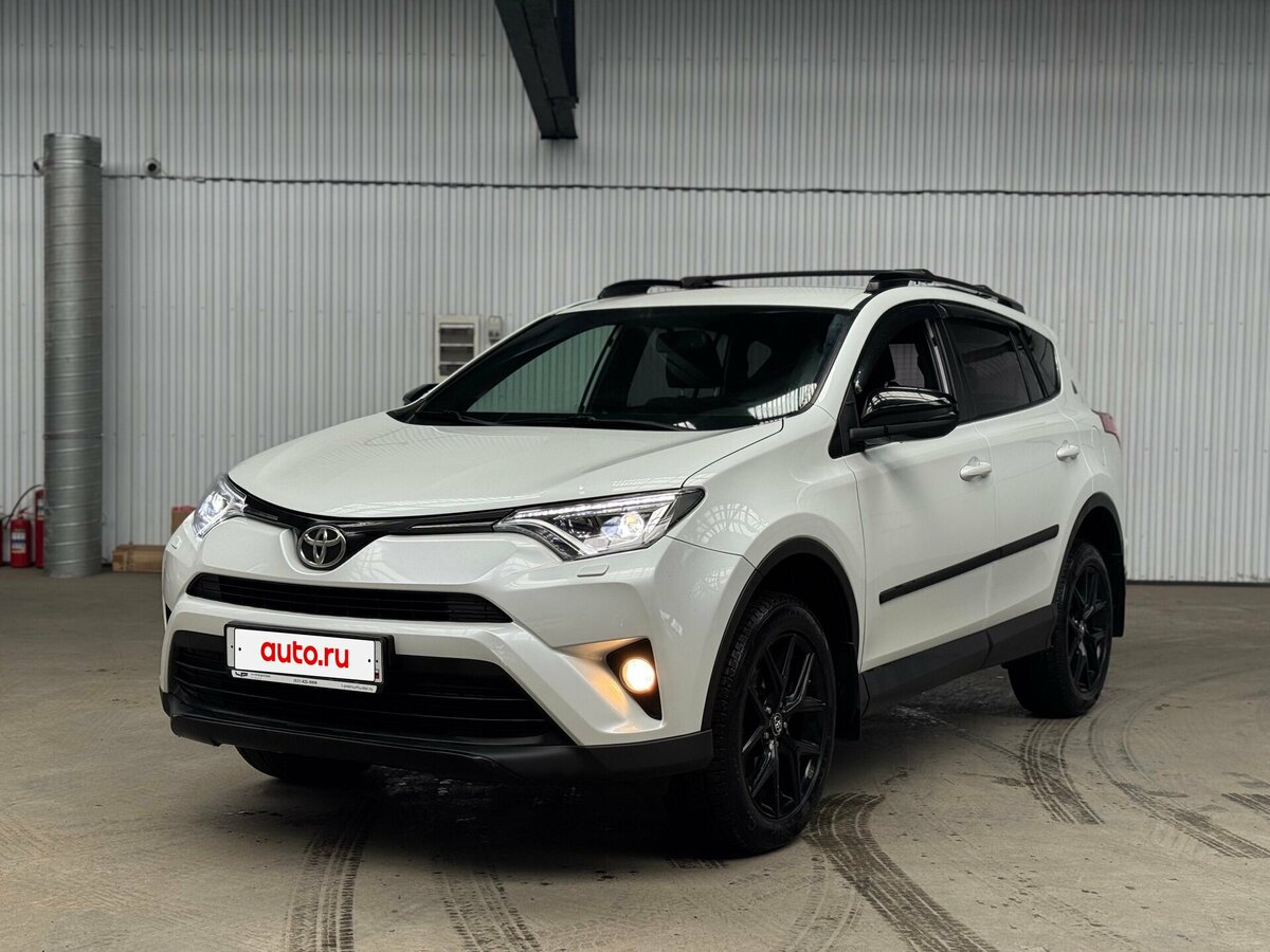 Toyota RAV4 IV (XA40) Рестайлинг