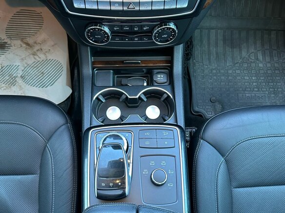 2015 Mercedes-Benz GLE 350 d I (W166), чёрный, 2843000 рублей - вид 9