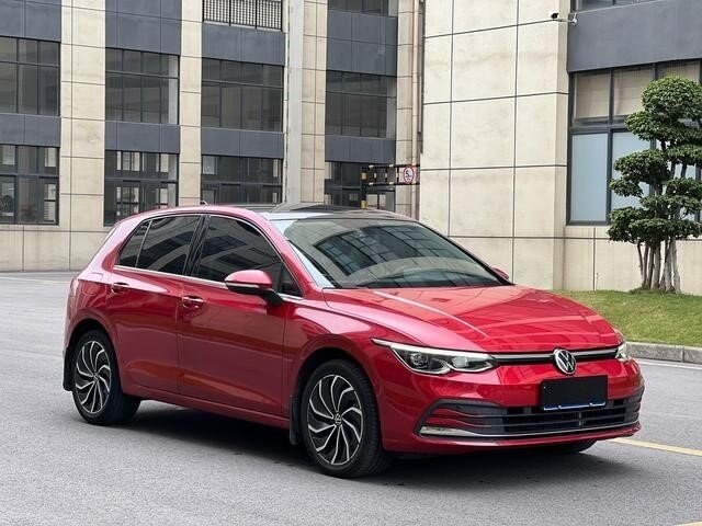 Volkswagen Golf VIII