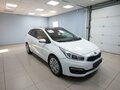 2017 Kia Ceed II Рестайлинг, белый, 1049000 рублей - вид 4