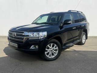 2018 Toyota Land Cruiser 200 Series Рестайлинг 2, чёрный, 6300000 рублей, вид 1