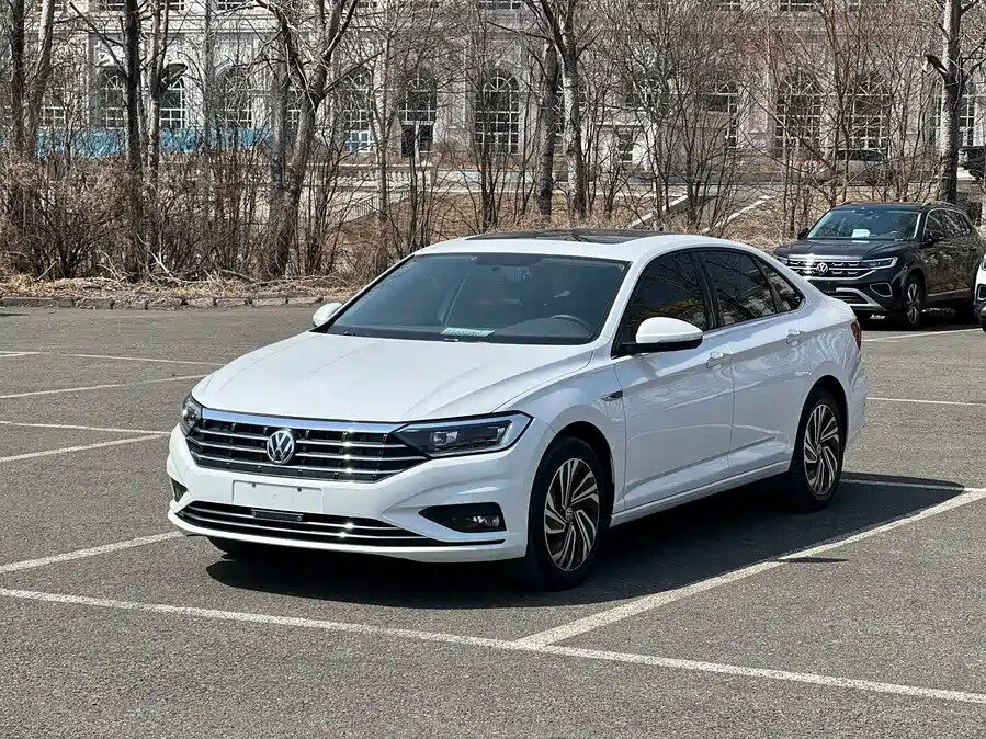 Volkswagen Sagitar III