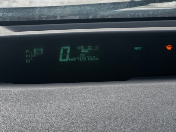 2007 Toyota Prius II Рестайлинг (XW20), серебристый, 550000 рублей - вид 9