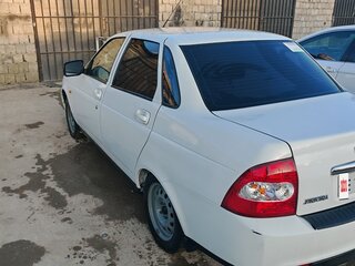 2017 Lada (ВАЗ) Priora I Рестайлинг, белый, 450000 рублей, вид 4