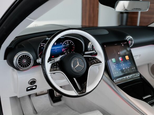 2025 Mercedes-Benz Maybach SL, красный - вид 21