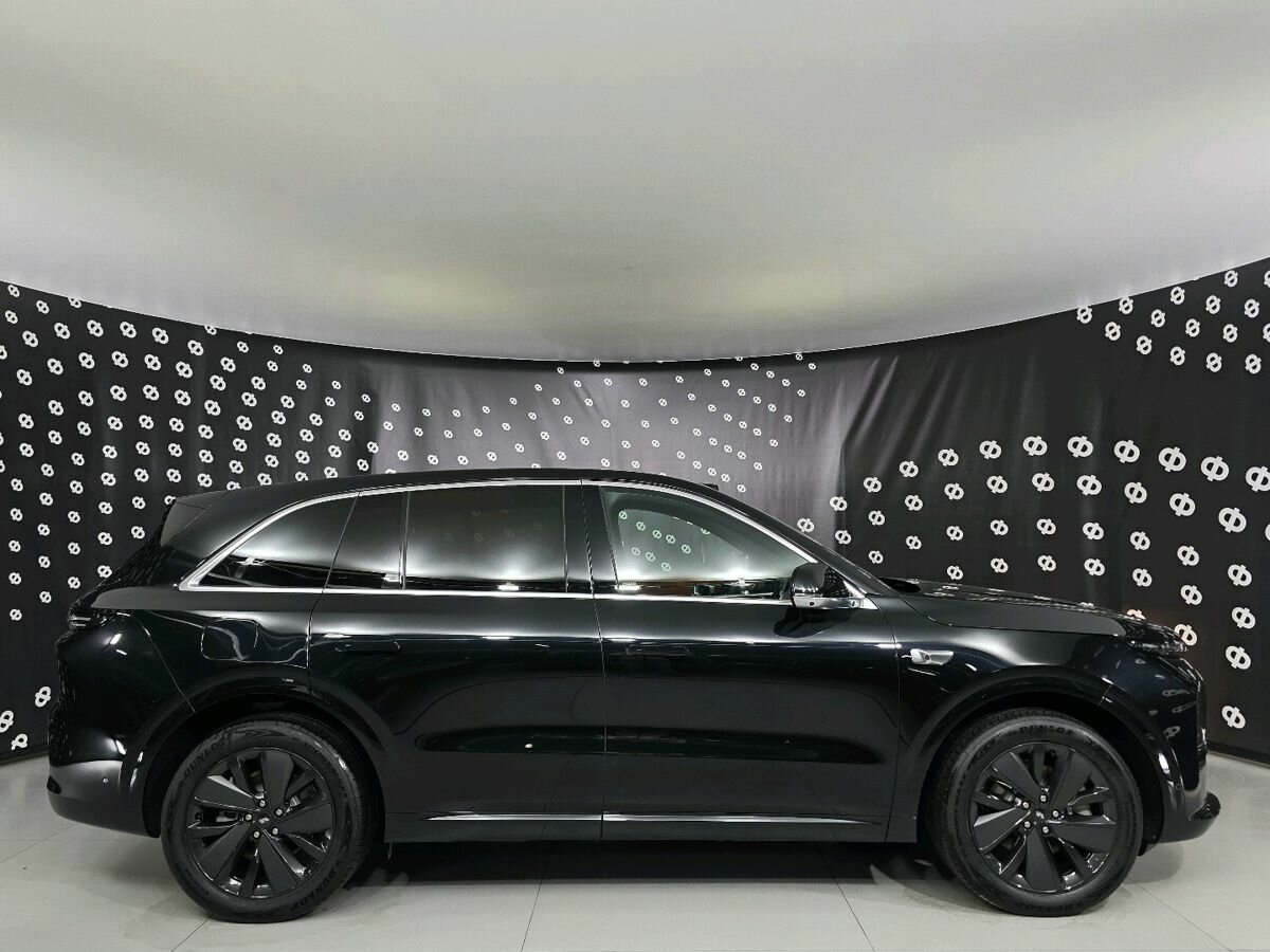 Li Auto (Lixiang) L6
