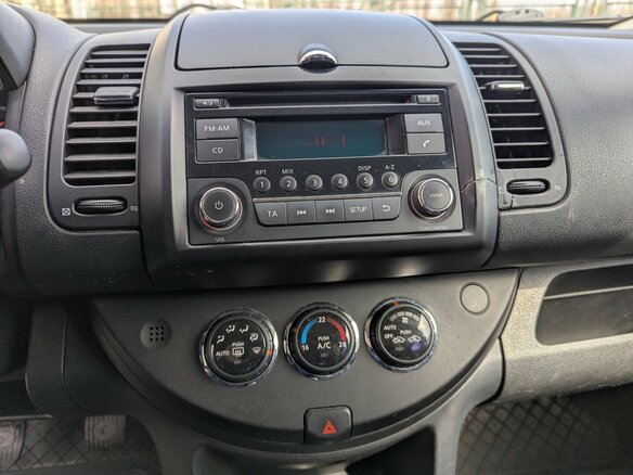 2013 Nissan Note I Рестайлинг, серый, 720000 рублей - вид 18